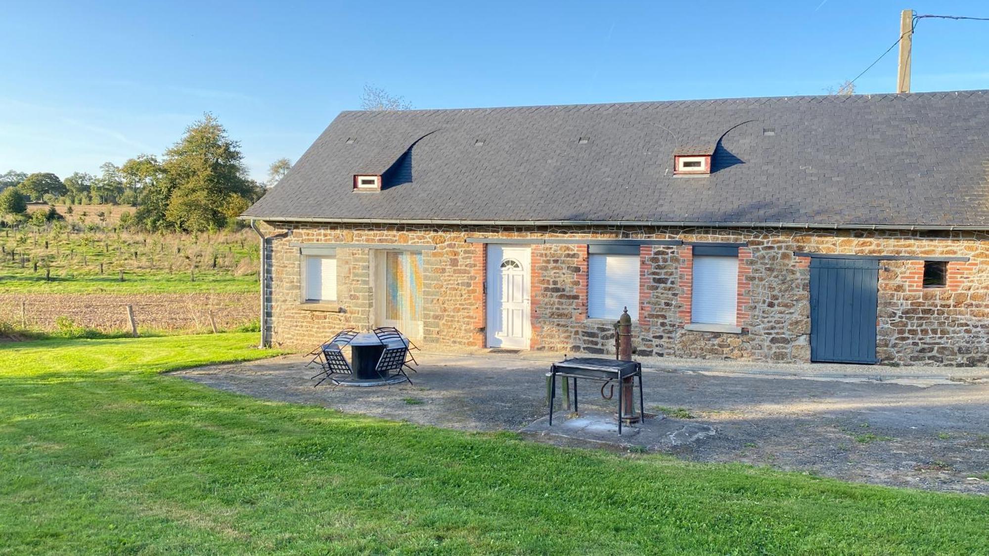 Petite Maison Dans La Prairie Ferienhaus La Pellerine (Mayenne)